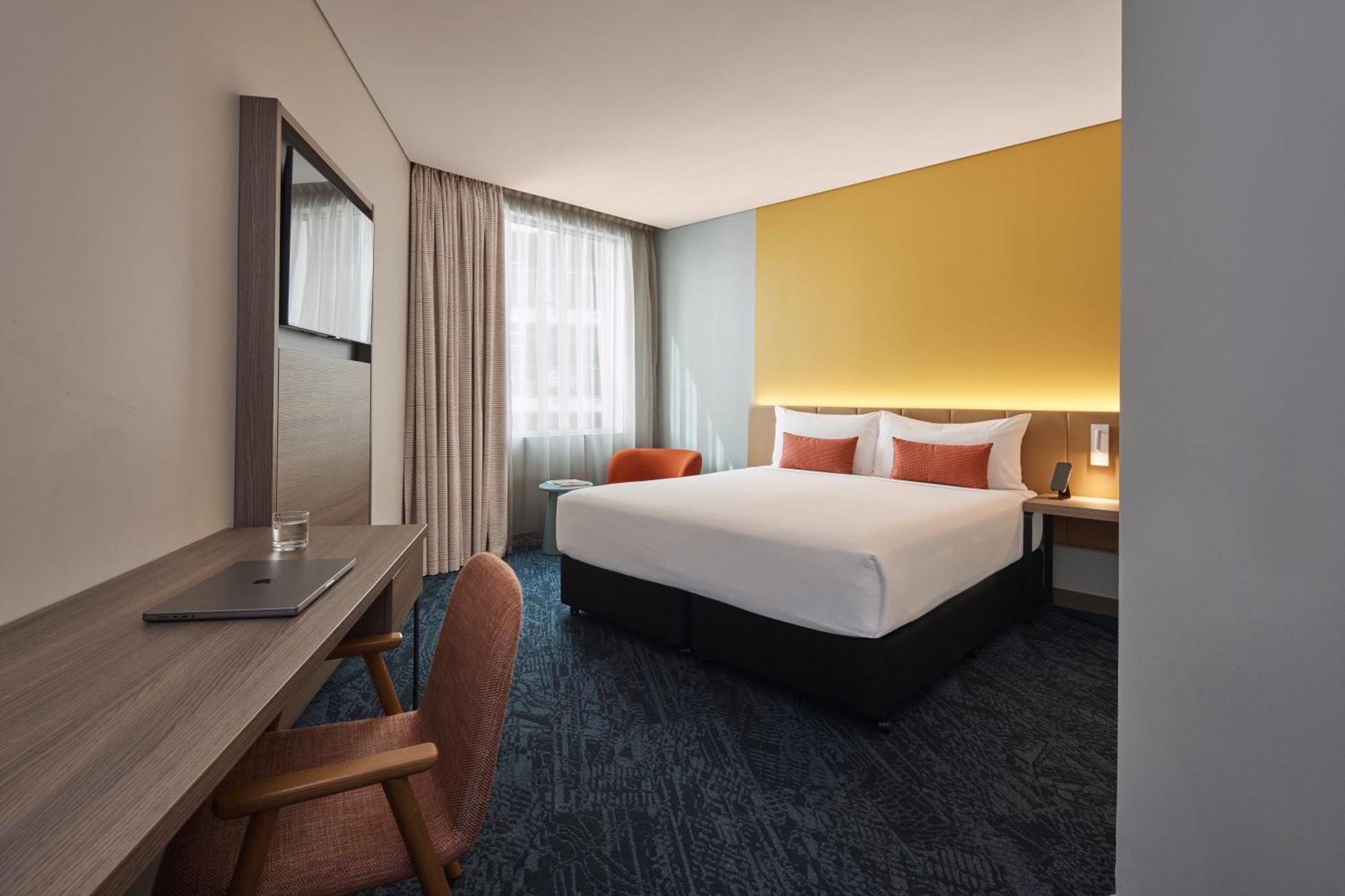Rydges Sydney Airport Hotel Exterior photo A room at the hotel